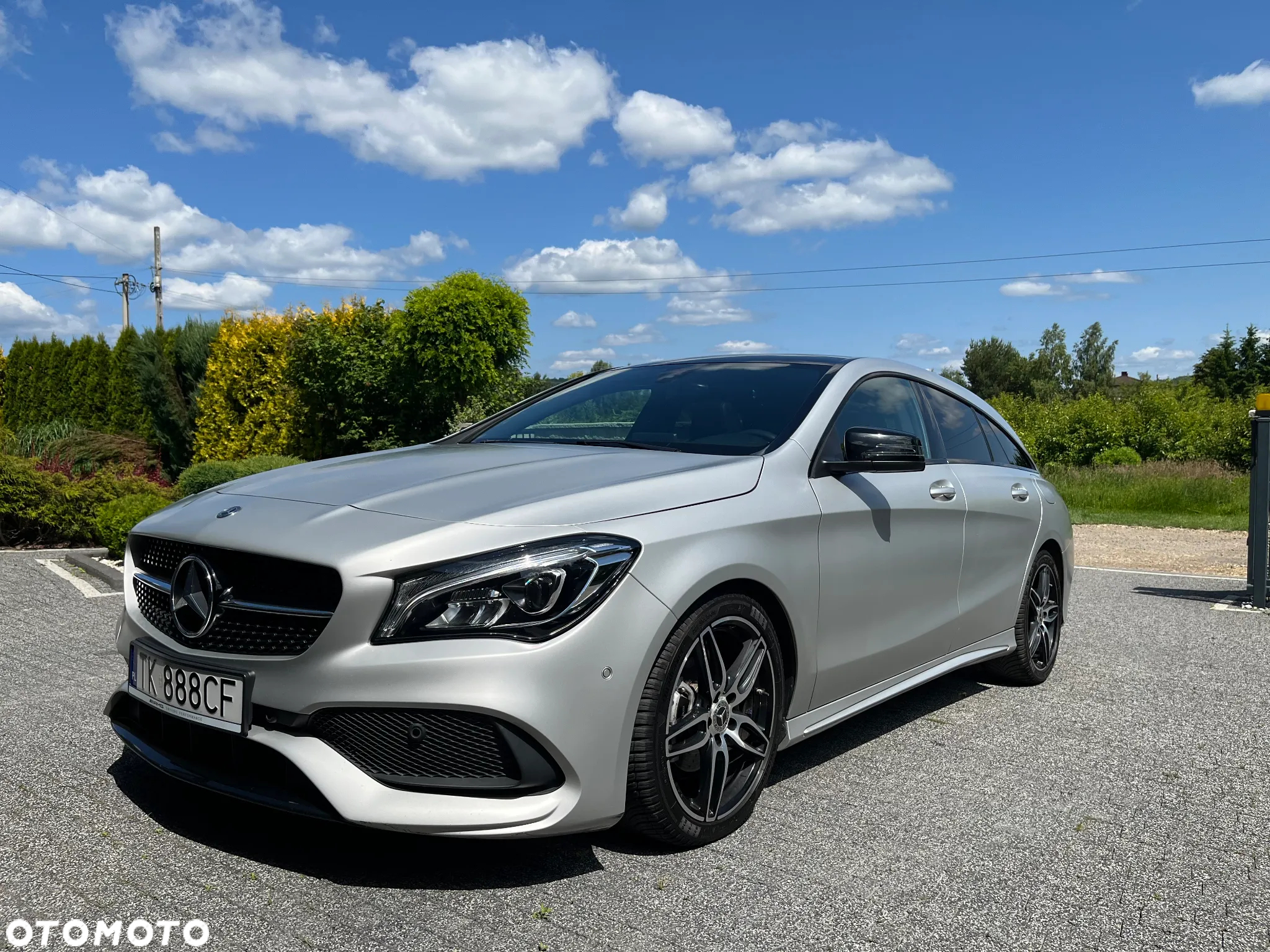 Mercedes-Benz CLA 180 7G-DCT AMG Line - 2