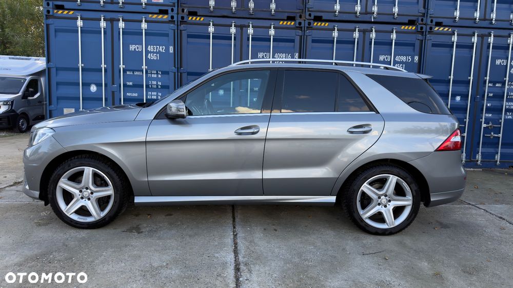 Mercedes-Benz Ml 2013 photo 2