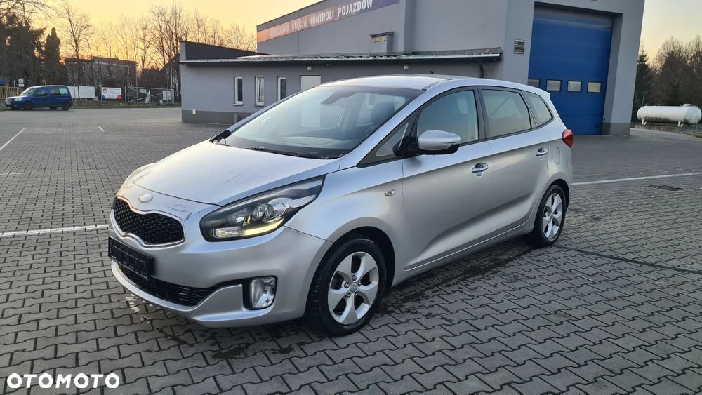 Kia Carens 1.7 CRDi L 7os - 1