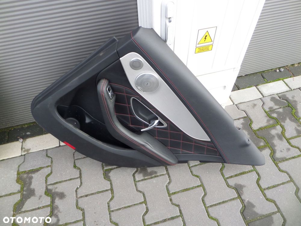 tapicerka boczki drzwi mercedes w205 c63s amg sedan - 5