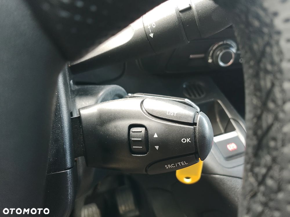Toyota Proace Partner Berlingo Combo Doblo L2 Long Izoterma Chłodnia Salon PL półka Inox 3 osoby 2EUpal 2,5 DMC - 27