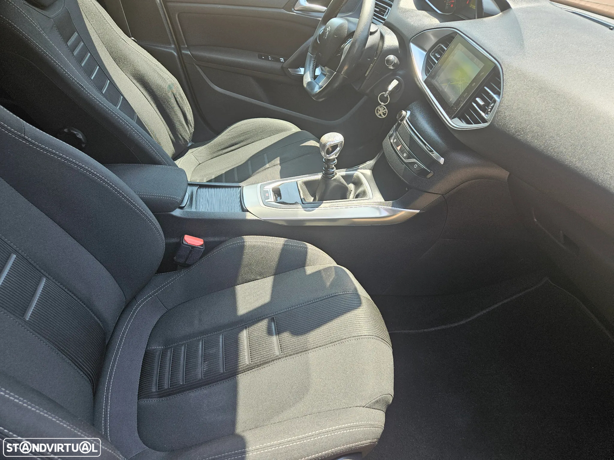 Peugeot 308 SW 1.6 e-HDi Active CVM6 - 19