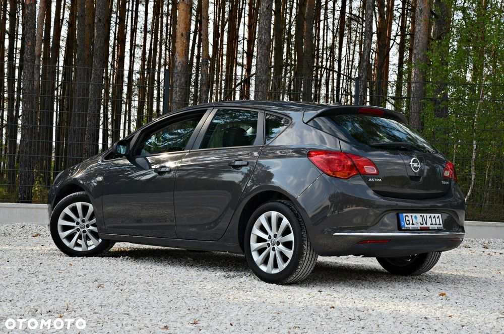 Opel Astra - 23
