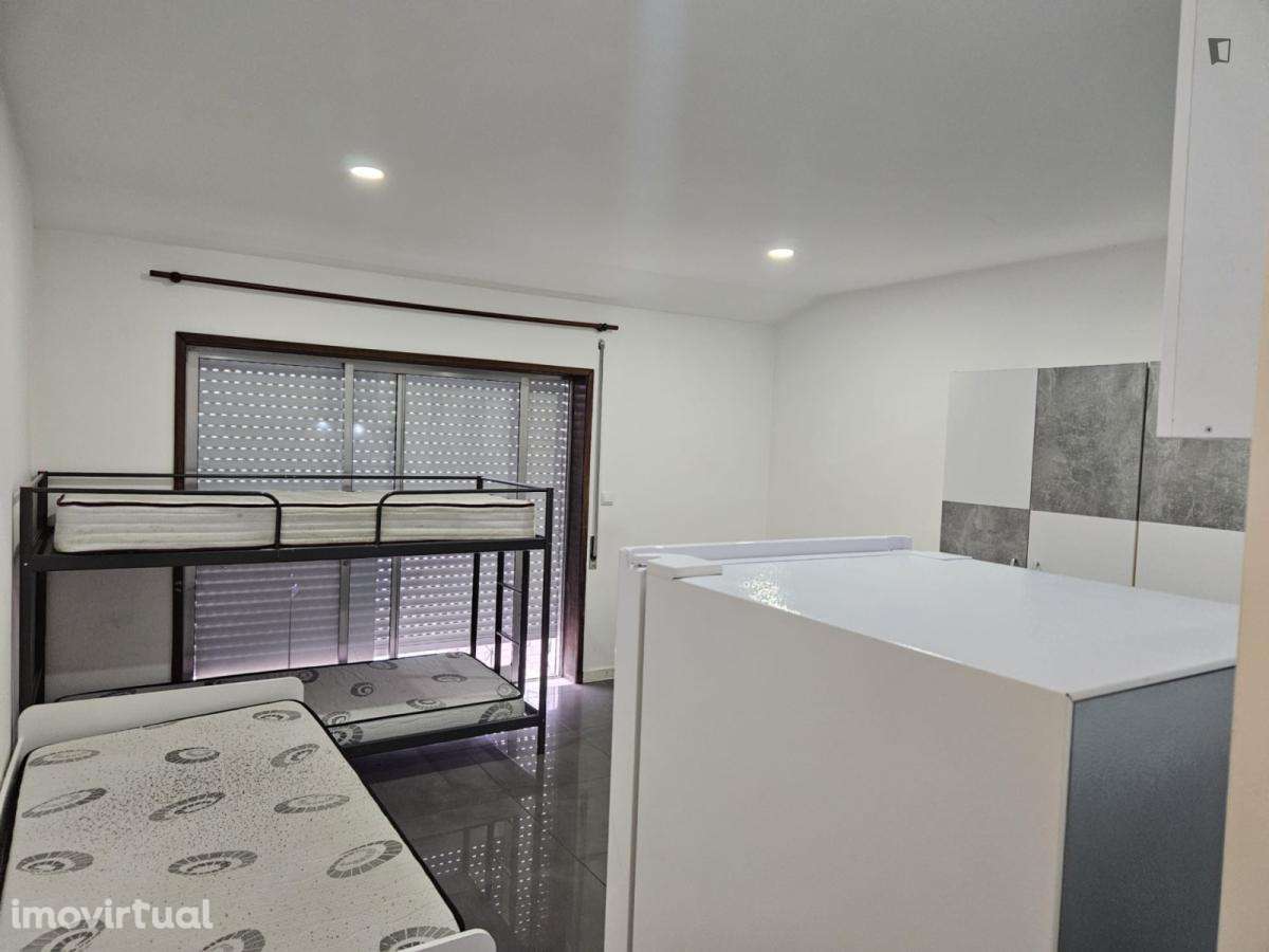 Estúdio - localizado em Aveiro - Grande imagem: 2/8