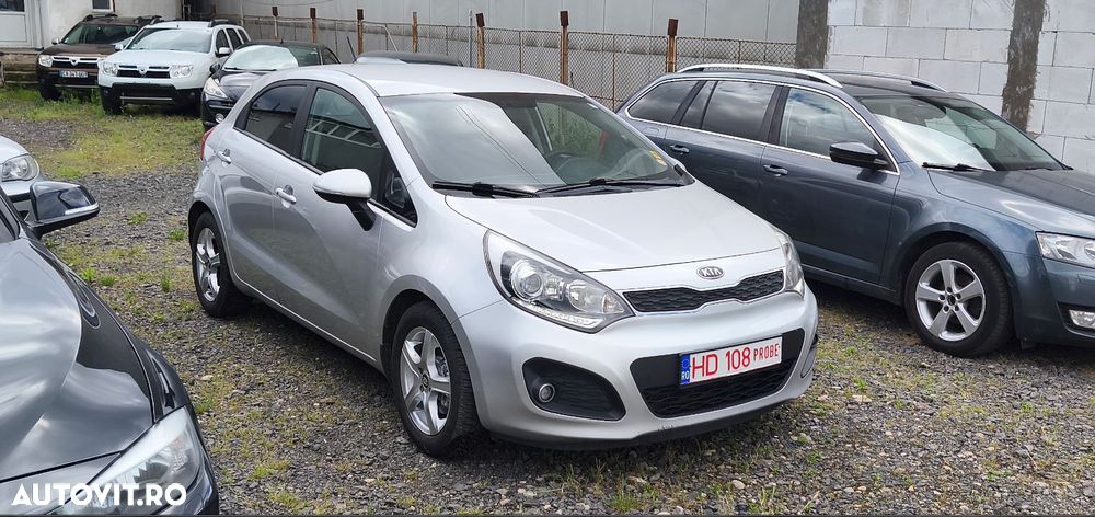 Kia Rio 1.4 CRDI Platinum Edition - 1