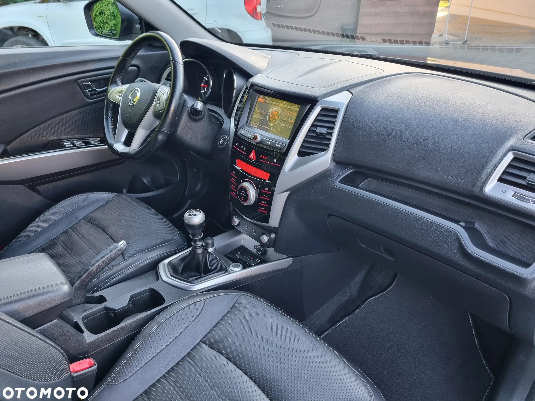 SsangYong/KGM Tivoli 1.6 Sapphire - 22