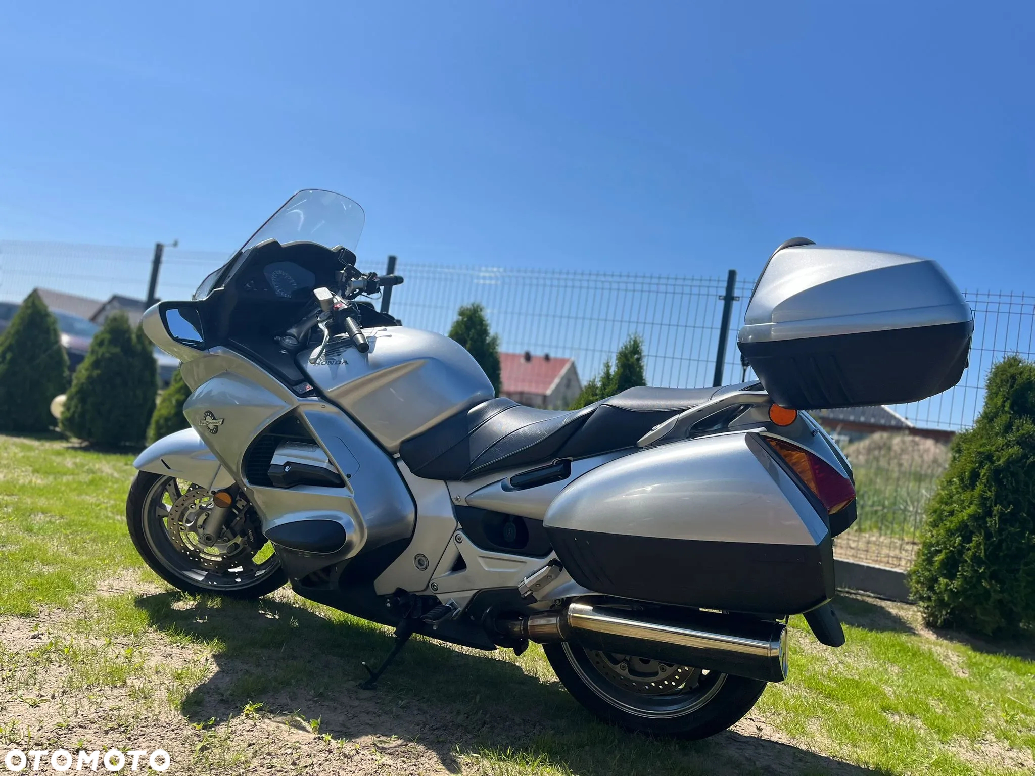Honda ST - 5