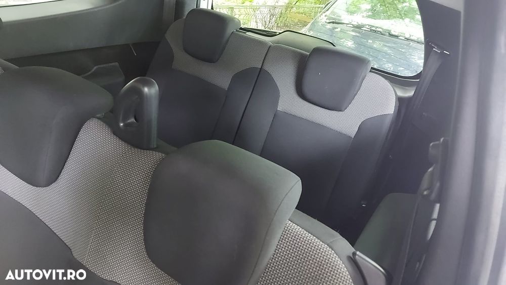 Dacia Lodgy 1.5 dCi Laureate - 14
