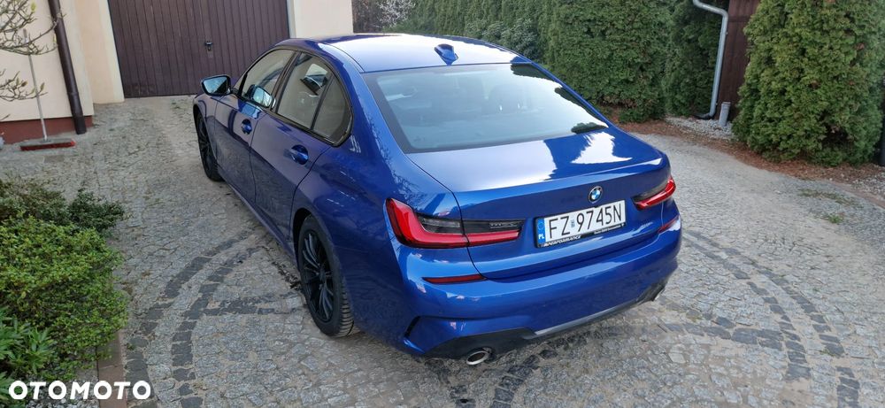 BMW Seria 3 318i M Sport - 16
