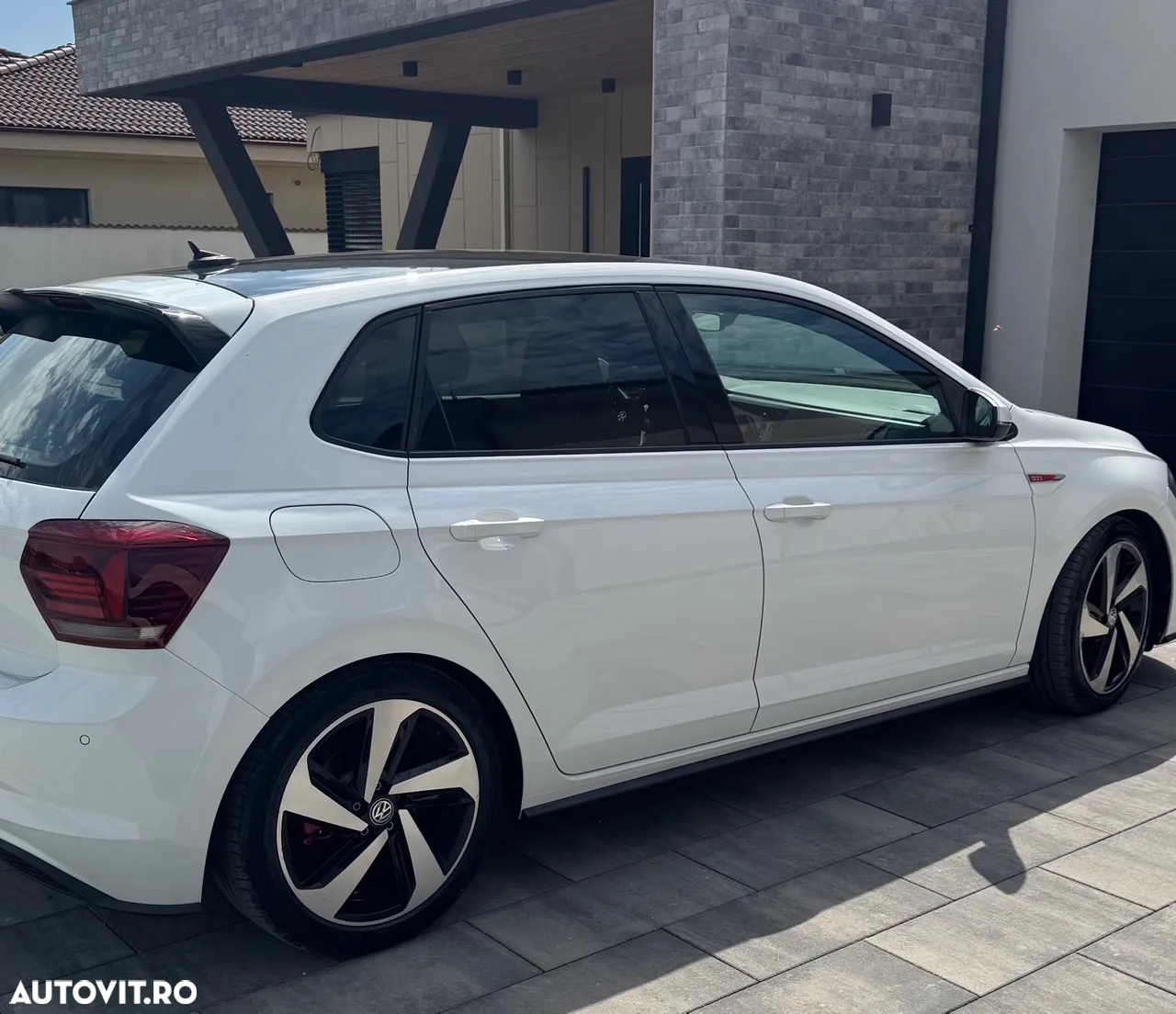 Volkswagen Polo 2.0 TSI OPF DSG GTI - 6