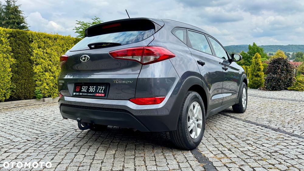 Hyundai Tucson 1.6 GDI BlueDrive GO 2WD - 22