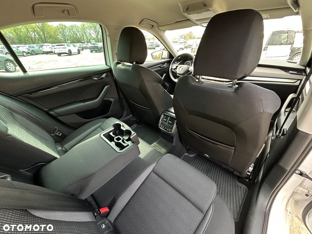 Skoda Octavia 2.0 TDI Ambition - 10