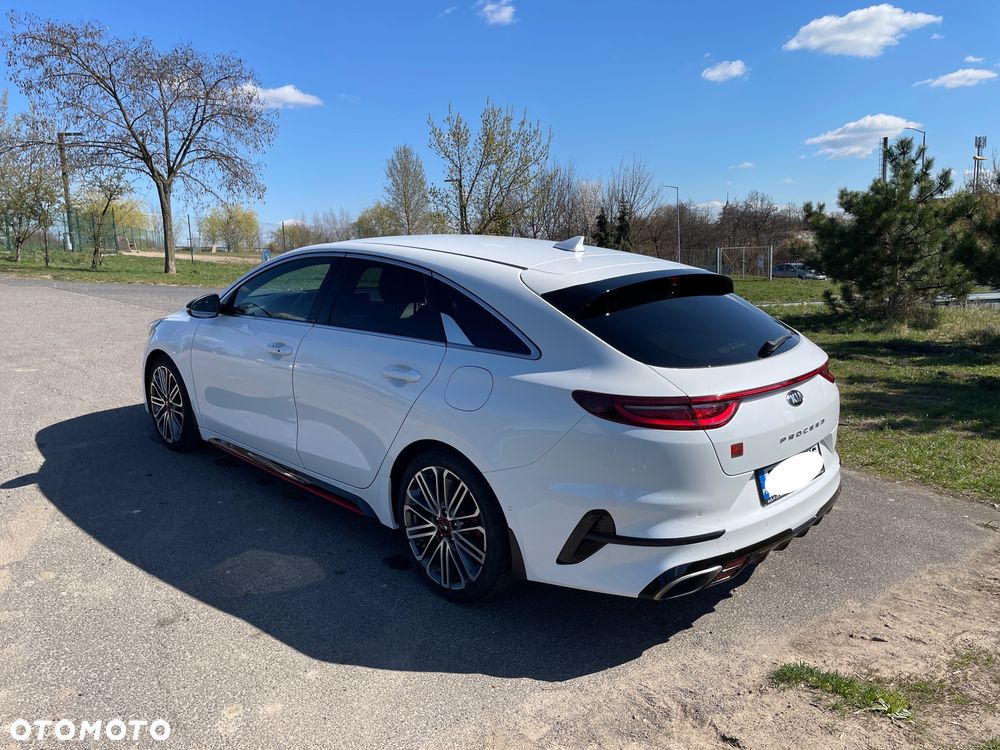 Kia ProCeed - 5