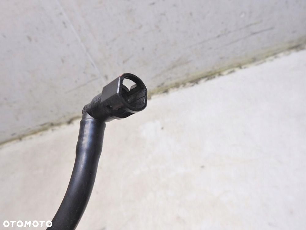 PRZEWÓD PALIWA SUBARU LEGACY V 2.0 D - 3