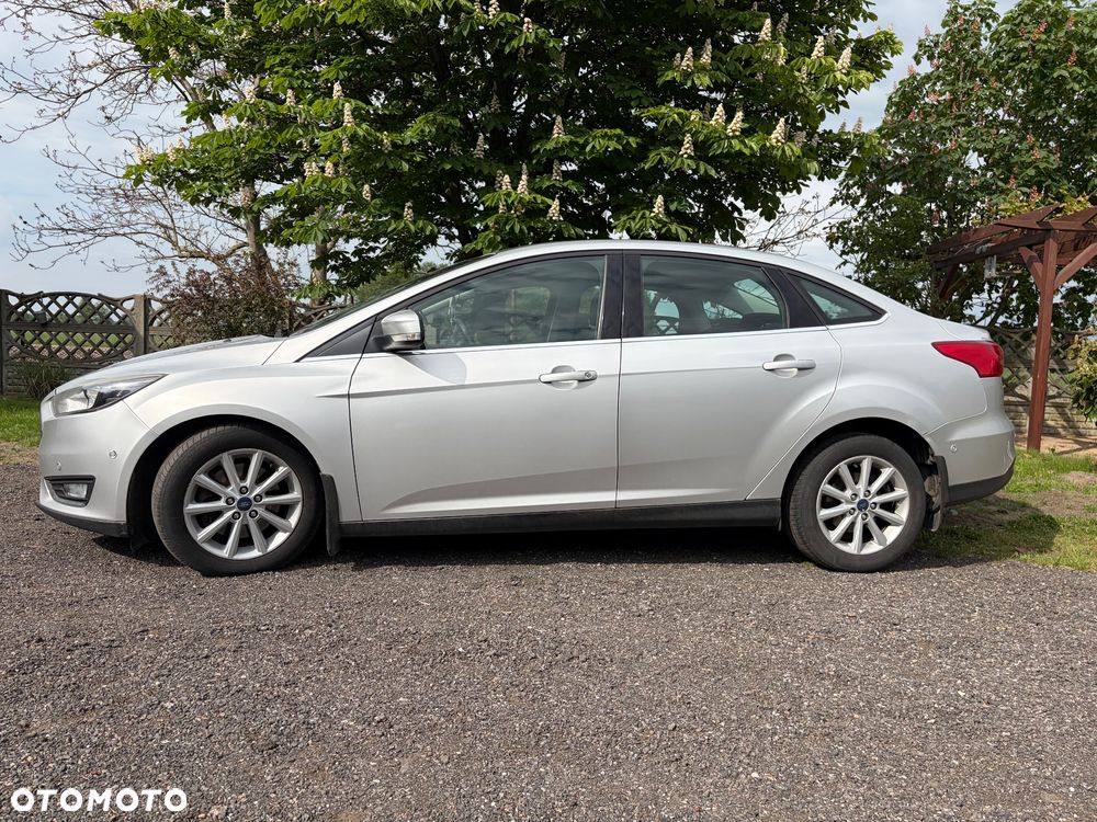 Ford Focus 2.0 TDCi Titanium ASS - 2