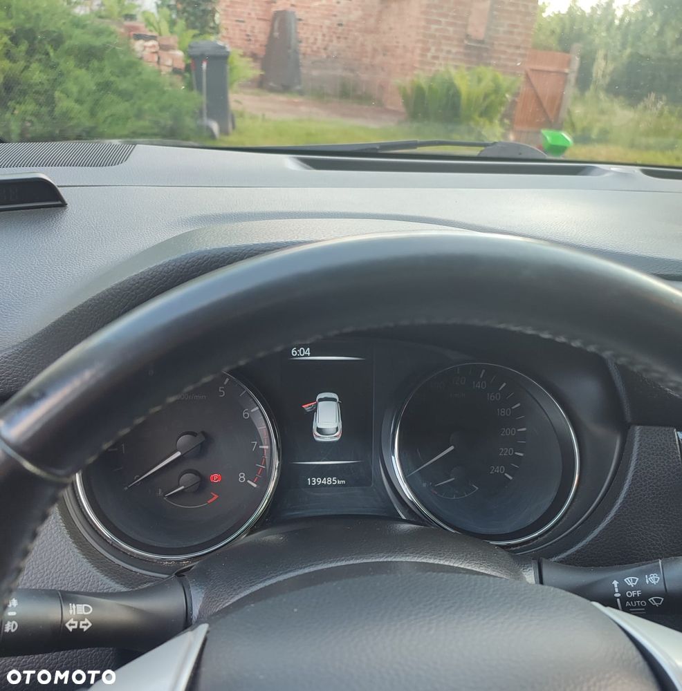 Nissan Qashqai 1.2 DIG-T N-Connecta EU6 - 14