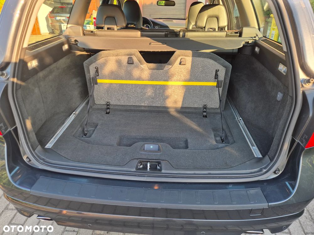 Volvo V70 D5 AWD Summum - 16