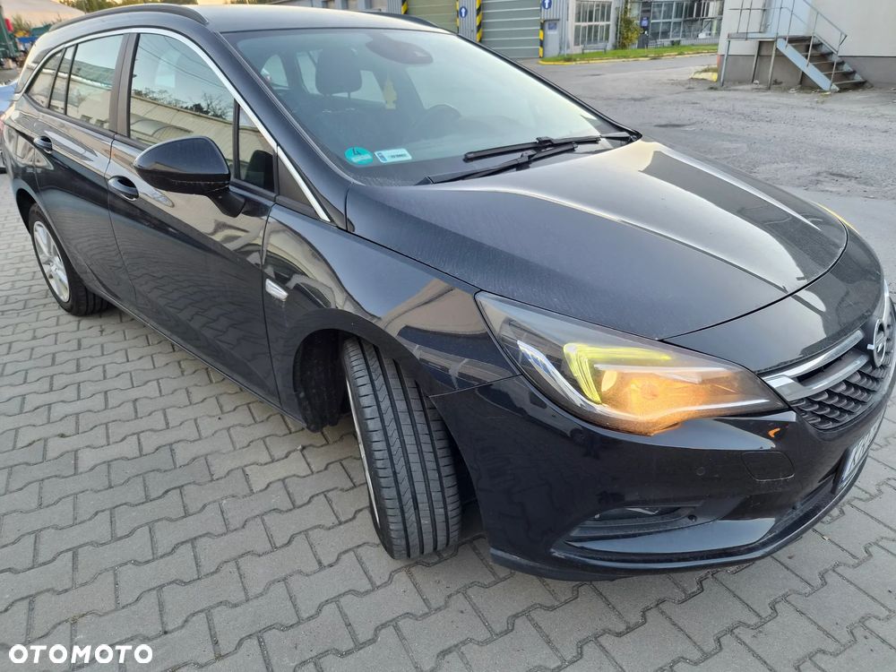 Opel Astra - 1