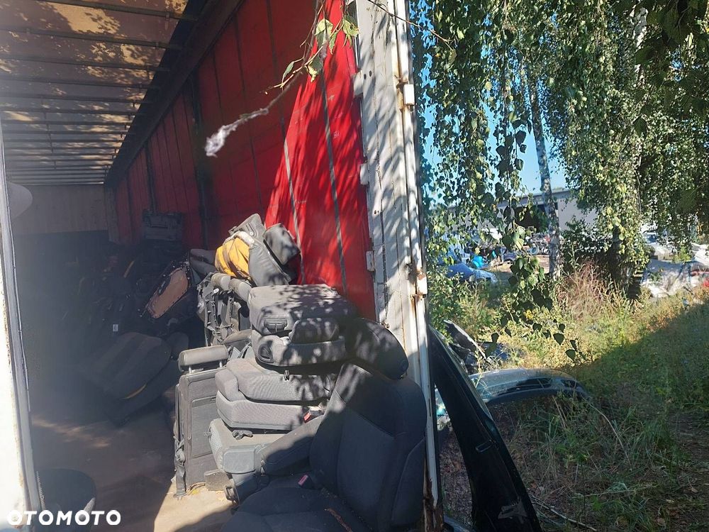 FOTELE KOMPLET LEWY PRAWY KANAPA TYŁ + BOCZKI VOLKSWAGEN GOLF VI HB 5D - 18