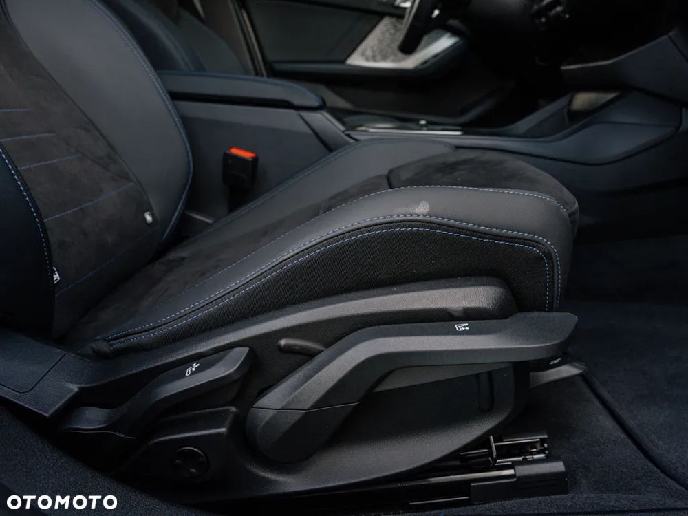 BMW Seria 1 - 16