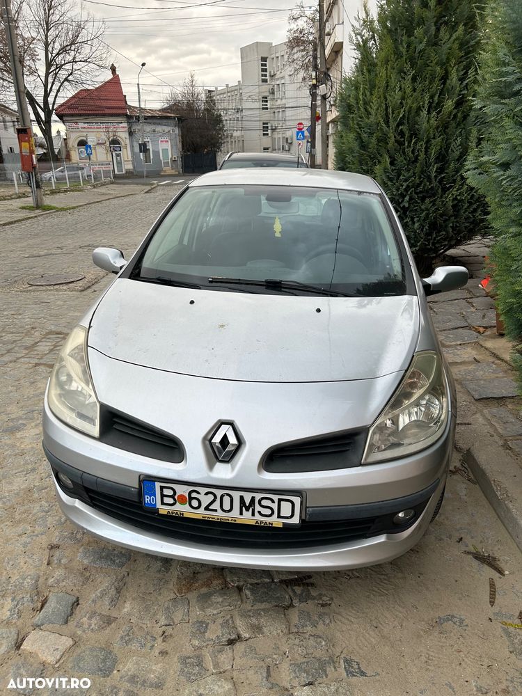 Renault Clio 1.5dCi Authentique - 1