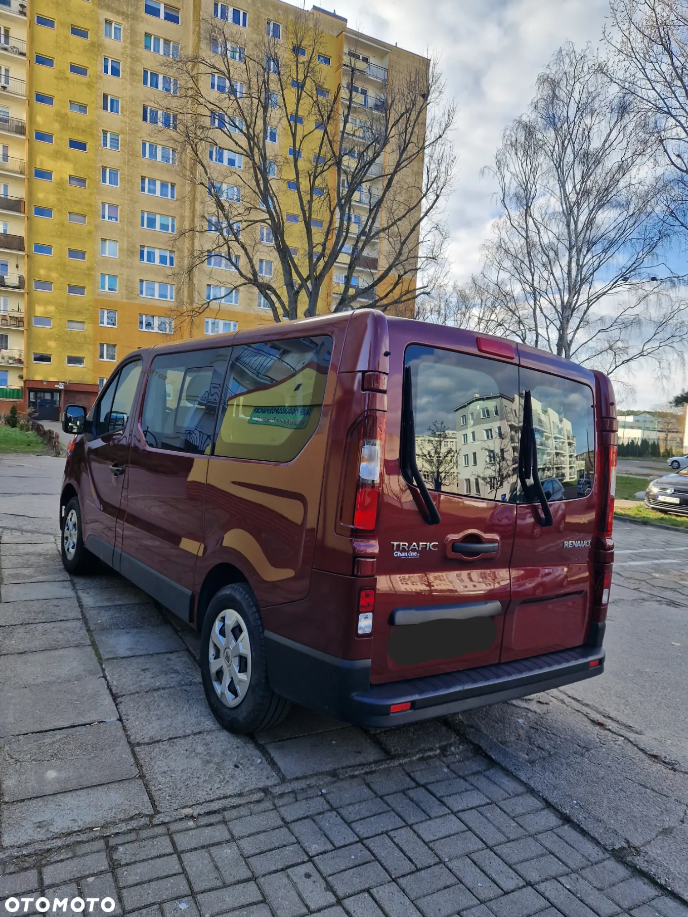 Renault Trafic Grand SpaceClass 2.0 dCi Escapade - 3