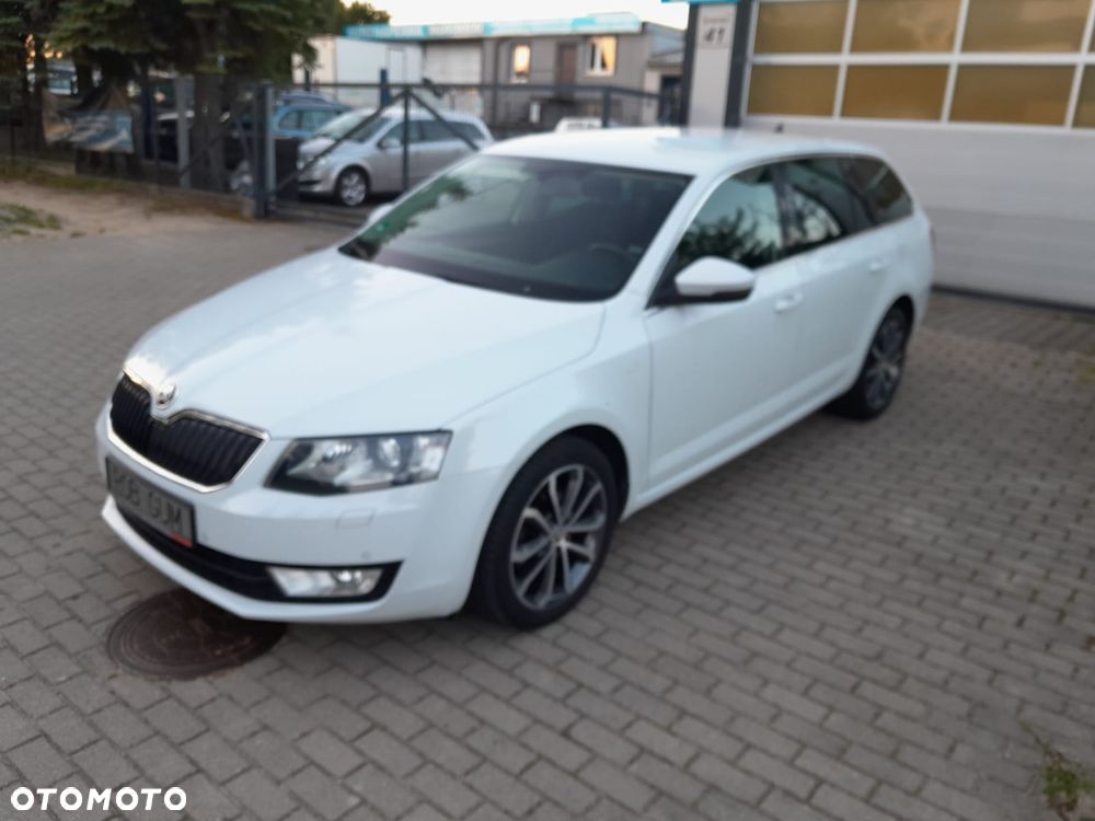Skoda Octavia 2.0 TDI DSG Premium Edition - 1