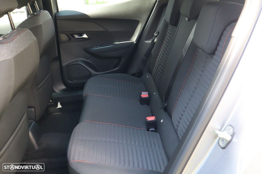 Peugeot 2008 1.2 PureTech Active Pack - 18