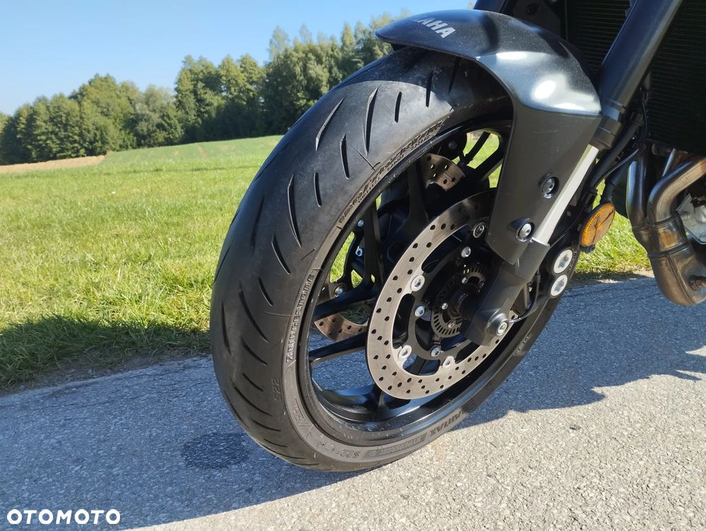 Yamaha MT - 9