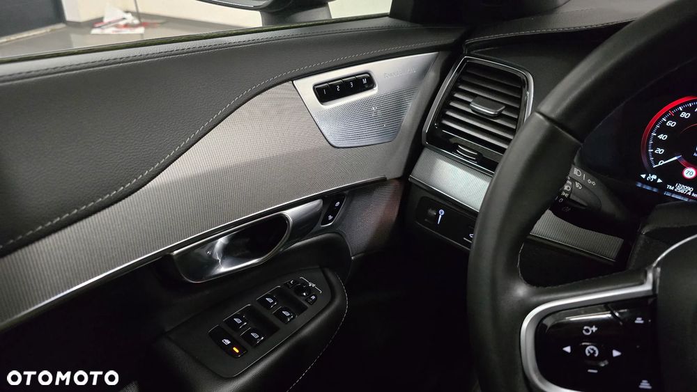 Volvo XC 90 B5 D AWD Plus Dark - 26