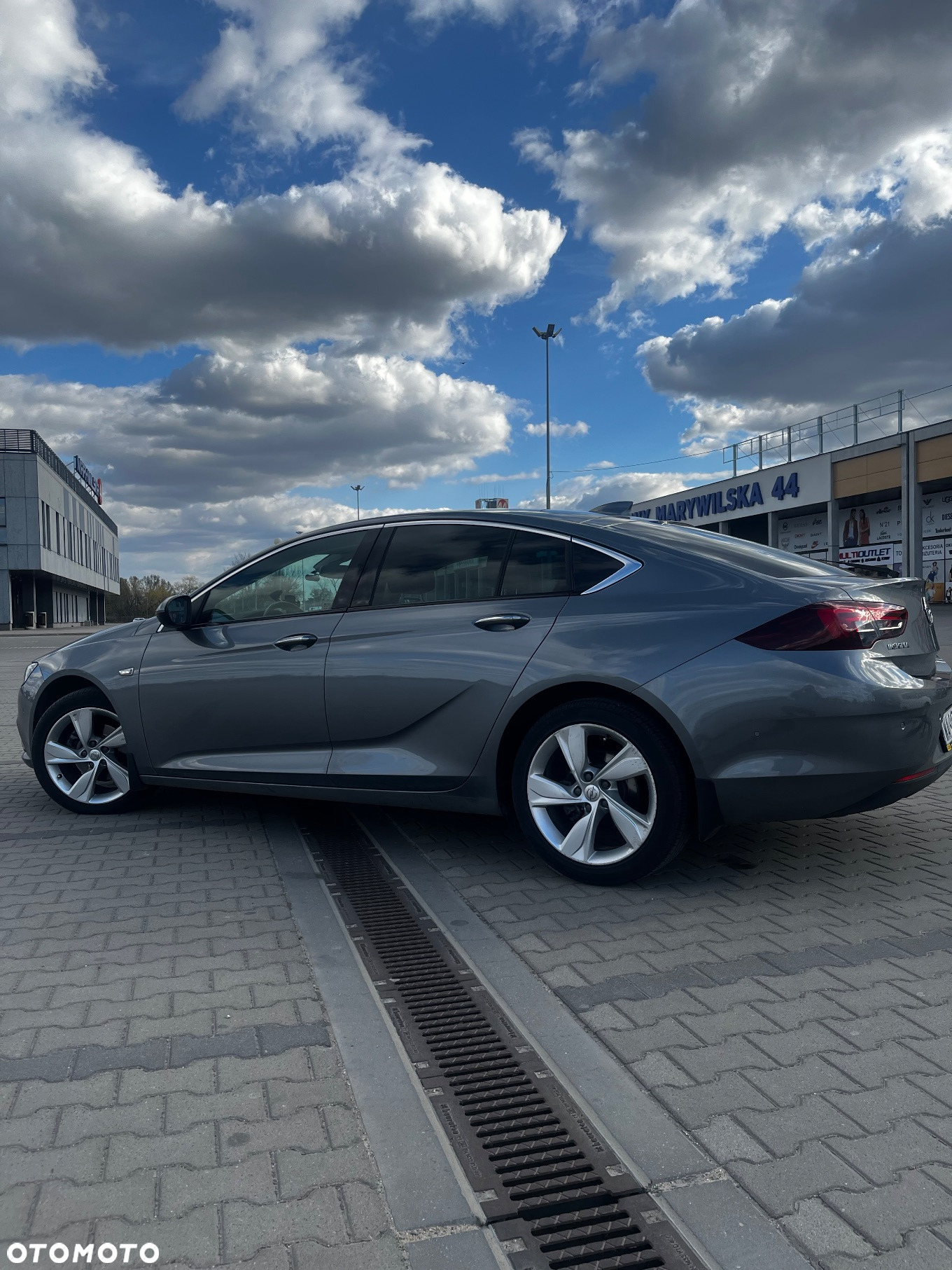 Opel Insignia 1.5 T Elite S&S - 8