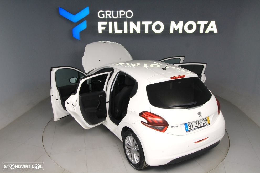 Peugeot 208 1.5 BlueHDi Signature - 11