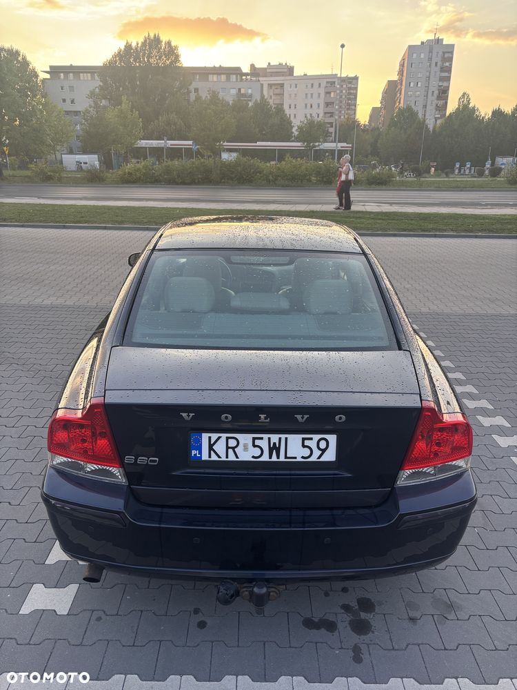 Volvo S60 2.4D Summum - 6