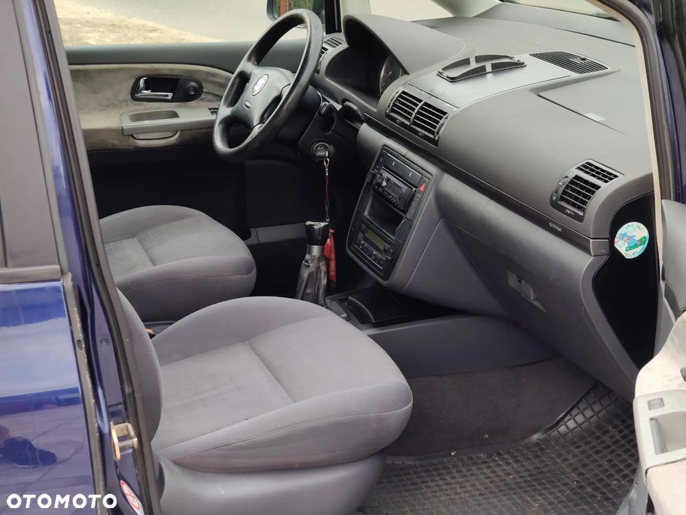Seat Alhambra 2.0i Comfort - 5