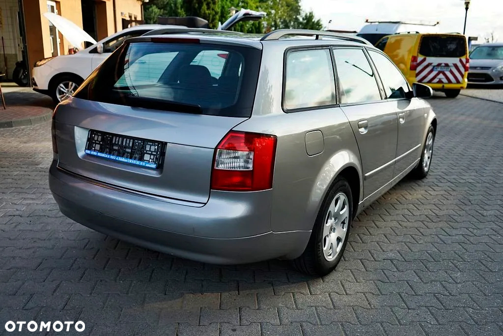 Audi A4 Avant 1.9 TDI - 8