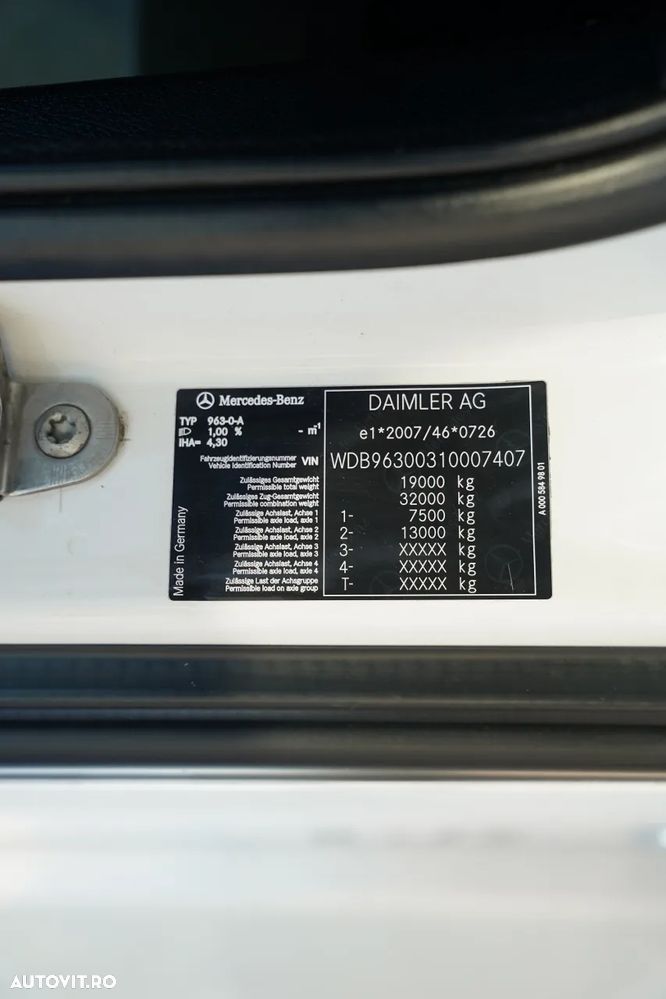 Mercedes-Benz ANTOS 1835 / CAMION RIGID / CAROSERIE CU PRELATĂ - 6,1 M / PLATFORMĂ HIDRAULICĂ DHOLLANDIA - 2.000 KG / EURO 6 - 37