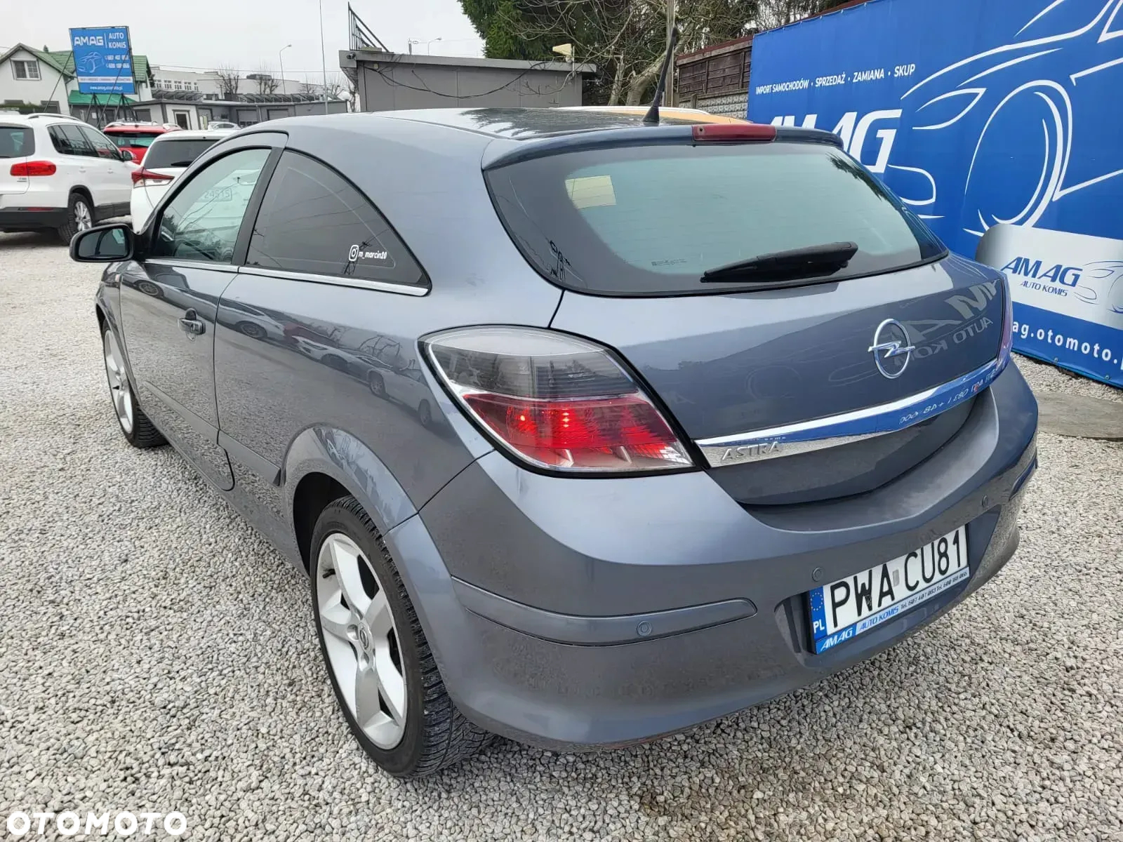 Opel Astra GTC 1.6 - 8