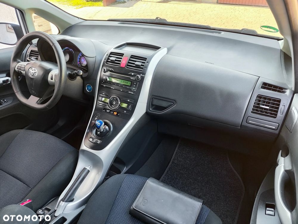 Toyota Auris 1.8 HSD Sol - 18