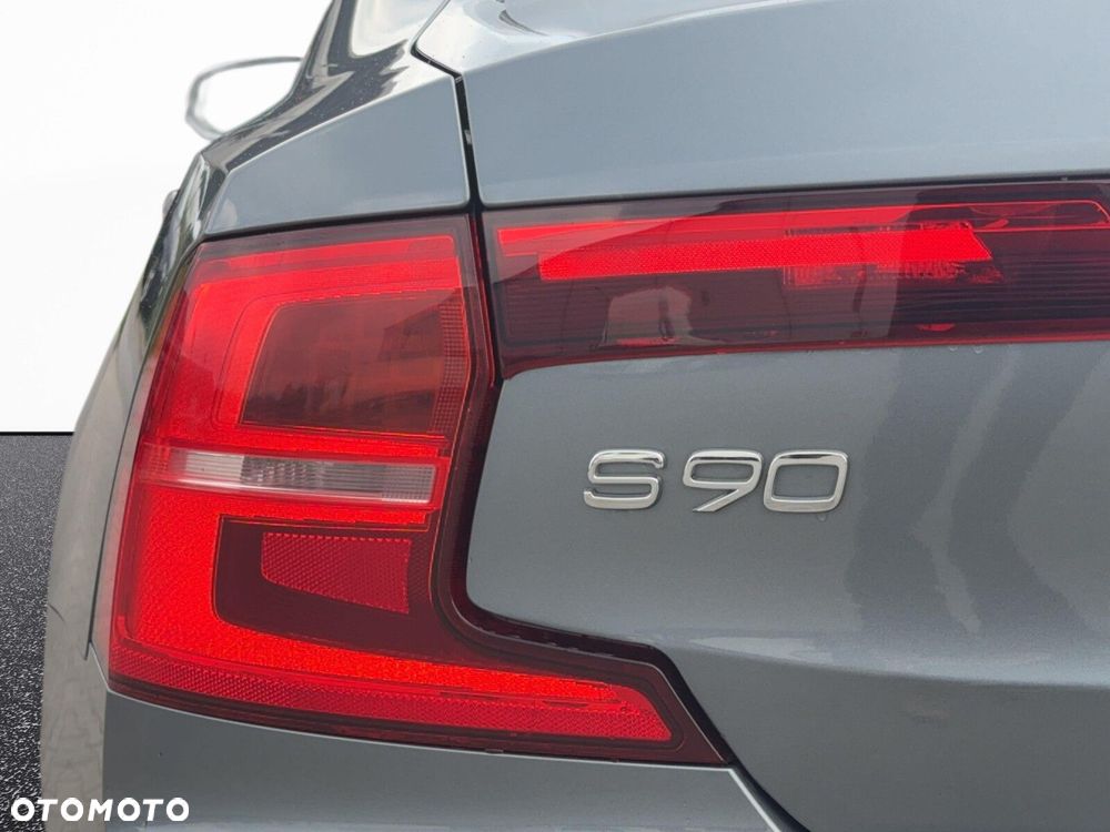 Volvo S90 - 13