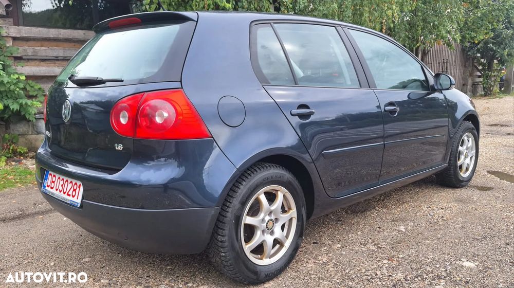 Volkswagen Golf - 4