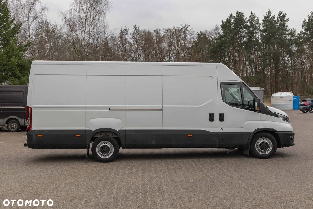 Iveco 35S16 - 8