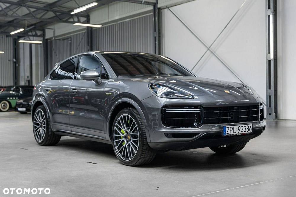 Porsche Cayenne - 6
