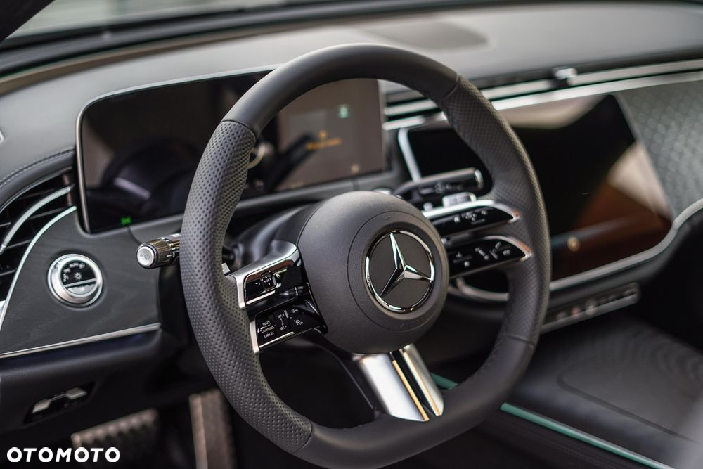 Mercedes-Benz Klasa E 220 d 4-Matic AMG - 4