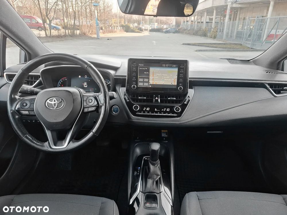 Toyota Corolla 2.0 Hybrid Executive - 15