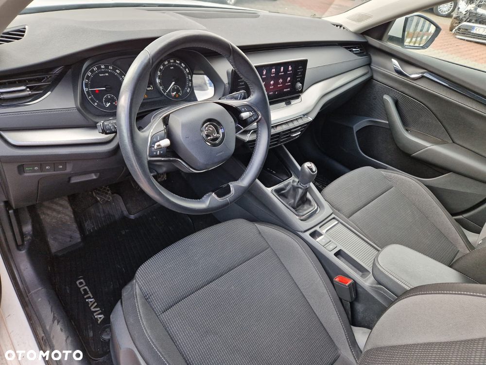 Skoda Octavia 2.0 TDI Ambition - 12