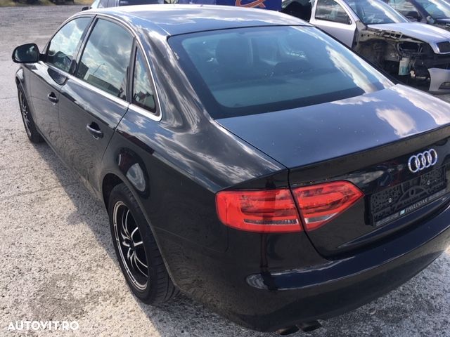 Dezmembrez Audi A4 B8 1,8 TFSI - 2