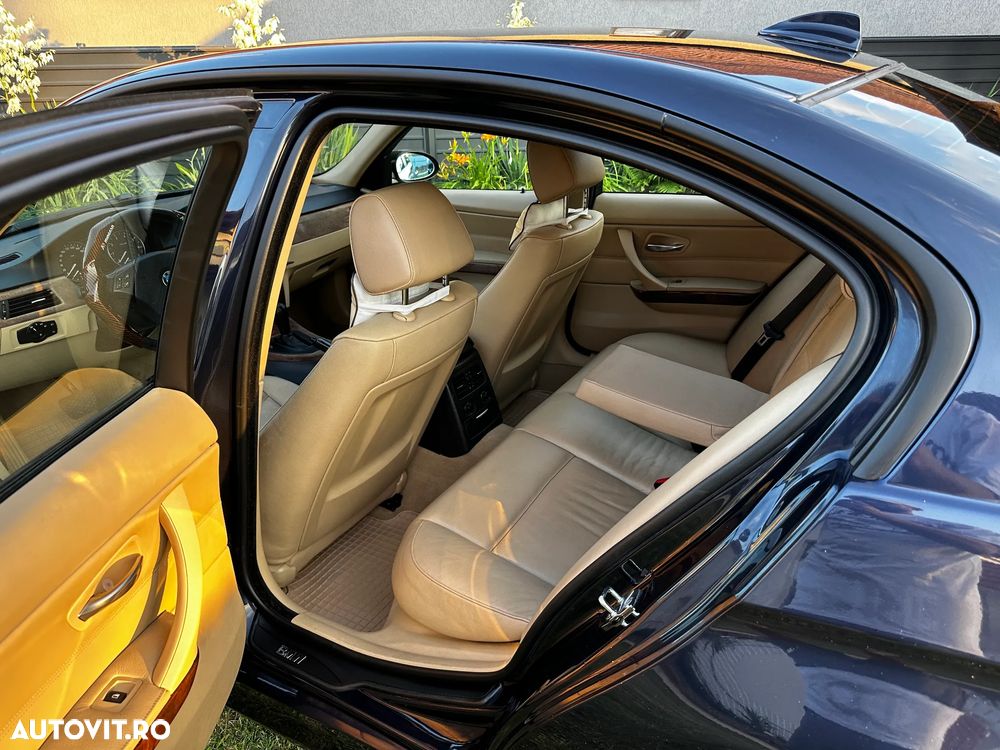 BMW Seria 3 - 18