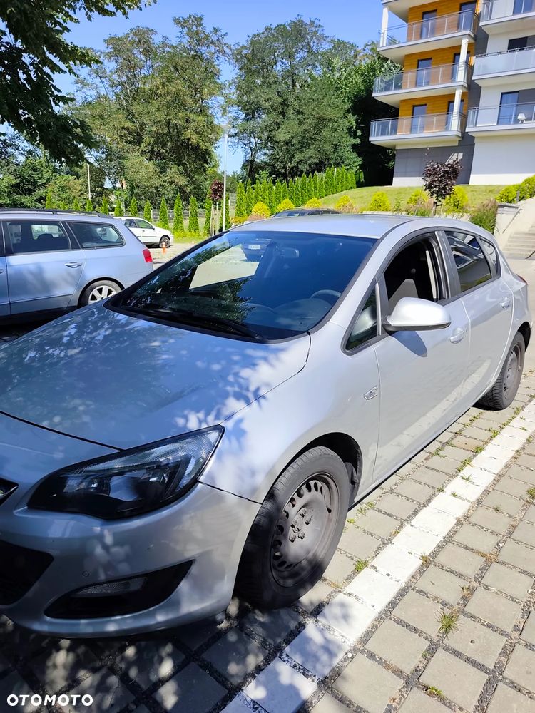 Opel Astra - 1