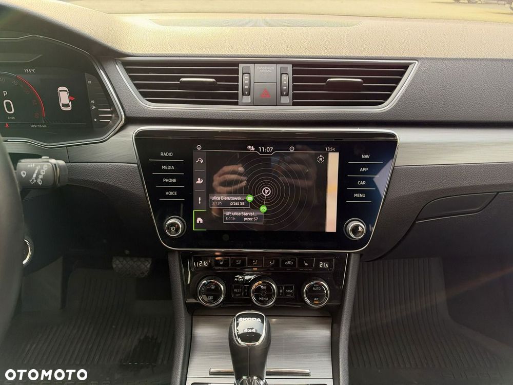 Skoda Superb 2.0 TDI 4x4 DSG Style - 25