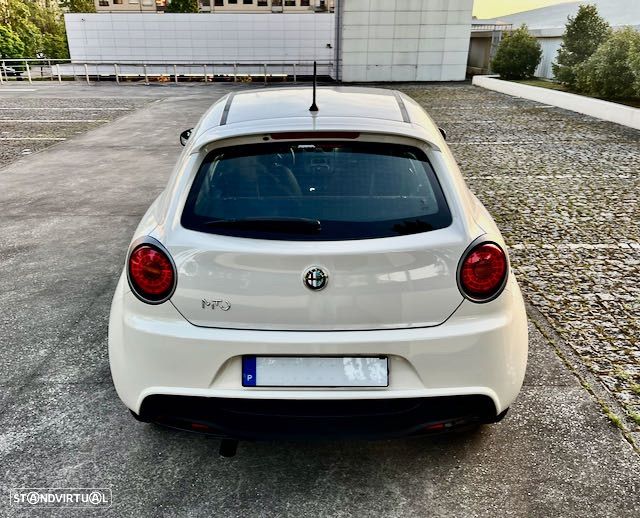 Alfa Romeo MiTo 1.4 8V Impression - 12